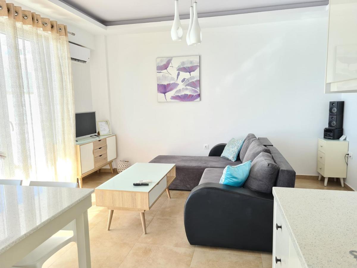 Bella Mare Luxury Apartments Каламаки Екстериор снимка