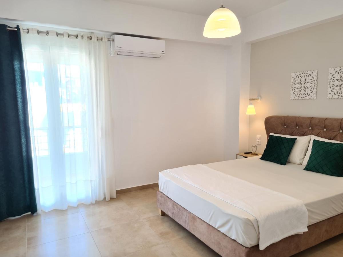 Bella Mare Luxury Apartments Каламаки Екстериор снимка