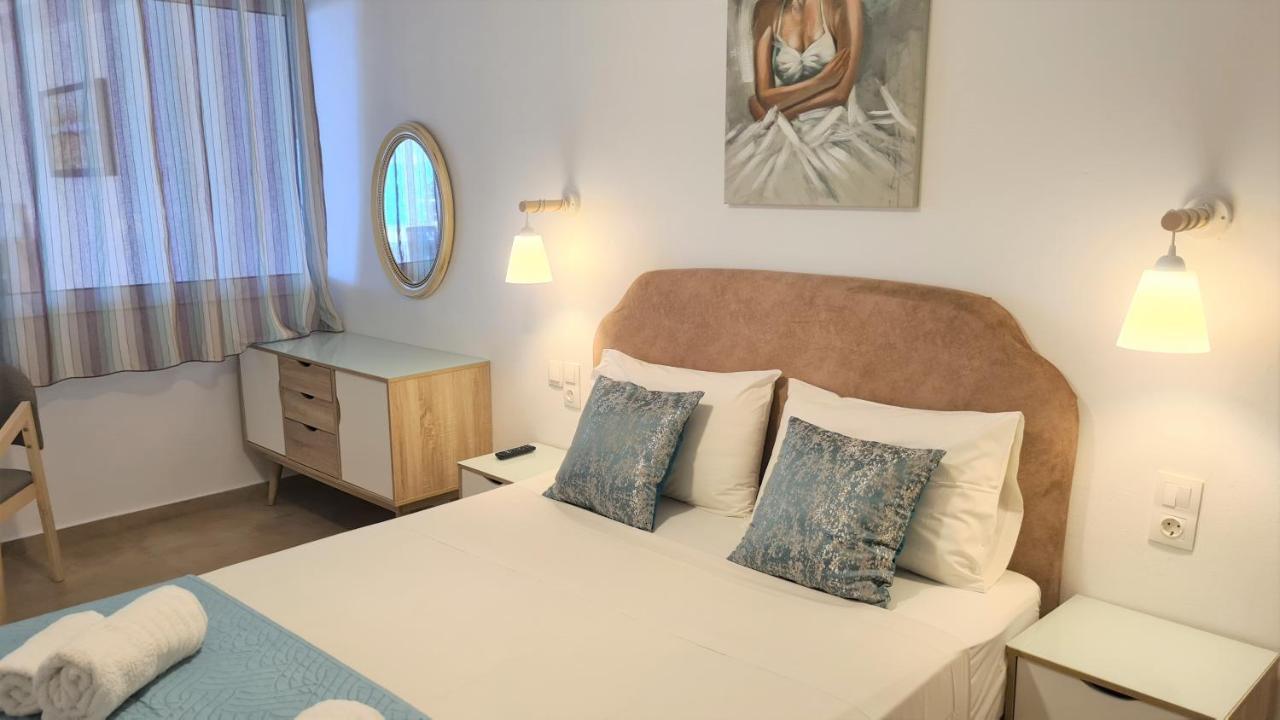 Bella Mare Luxury Apartments Каламаки Екстериор снимка