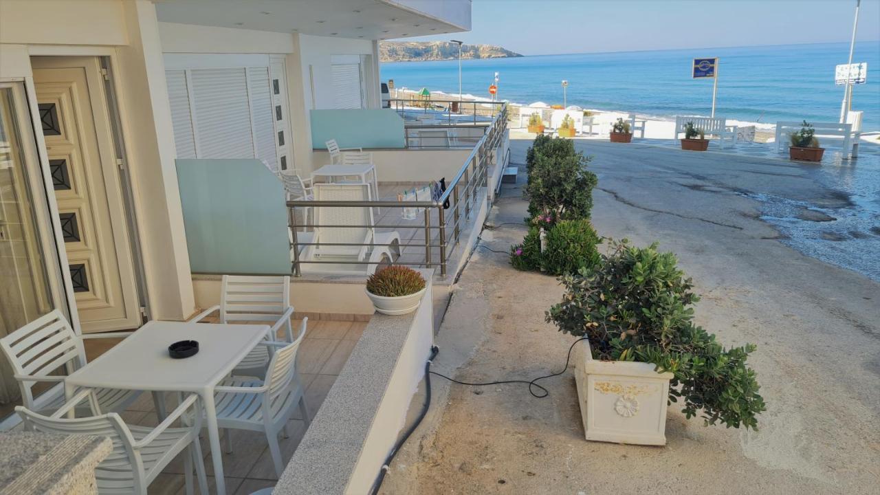 Bella Mare Luxury Apartments Каламаки Екстериор снимка