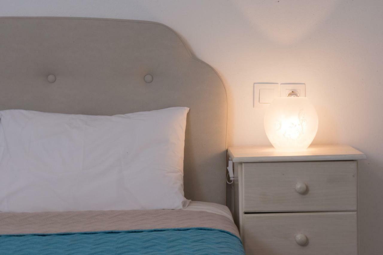 Bella Mare Luxury Apartments Каламаки Екстериор снимка